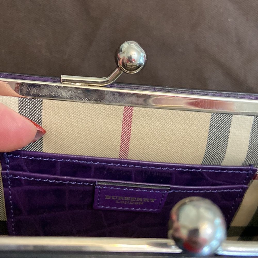 Burberry vintage wristlet purple leather impeccable - Picture 8 of 9